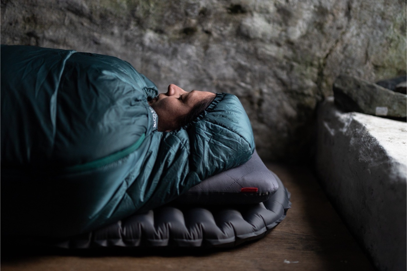 Alpkit Cloud Peak 400 product photograph, view 2