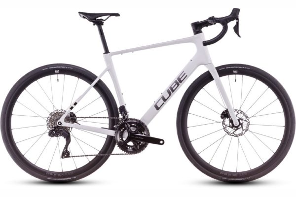 Cube Attain C:62 SLX product photograph
